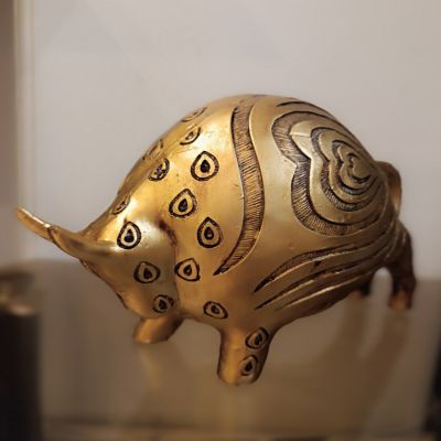 مجسمه بوفالوی دفرمه